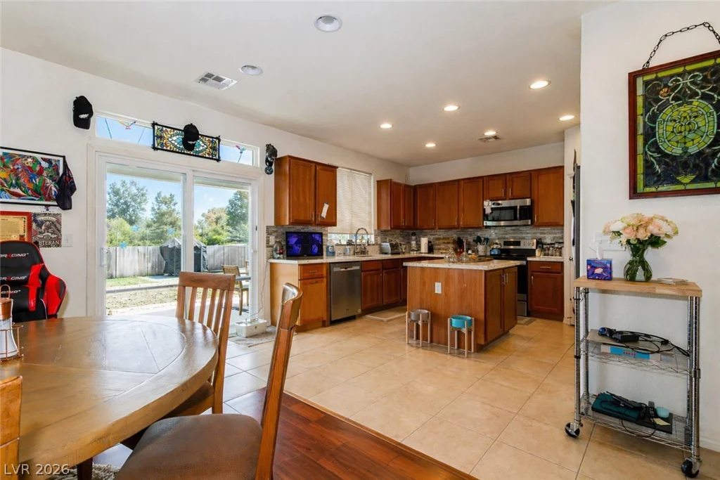 529 Lampshire, Pahrump, NV 89060