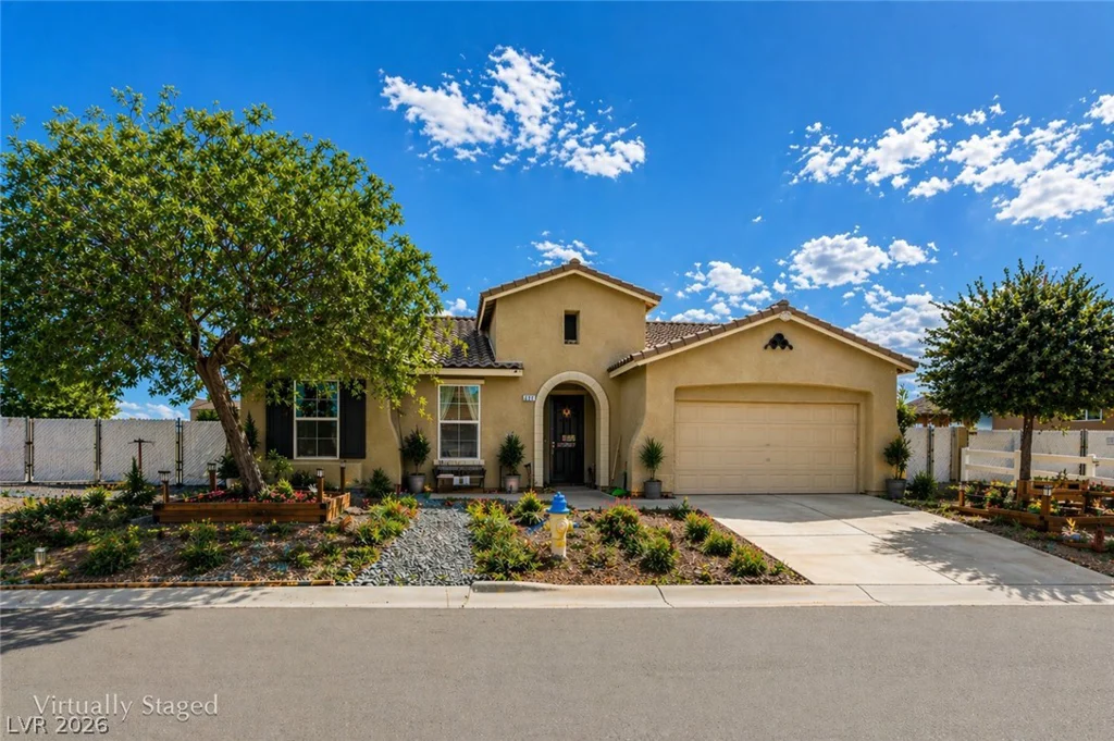 529 Lampshire, Pahrump, NV 89060