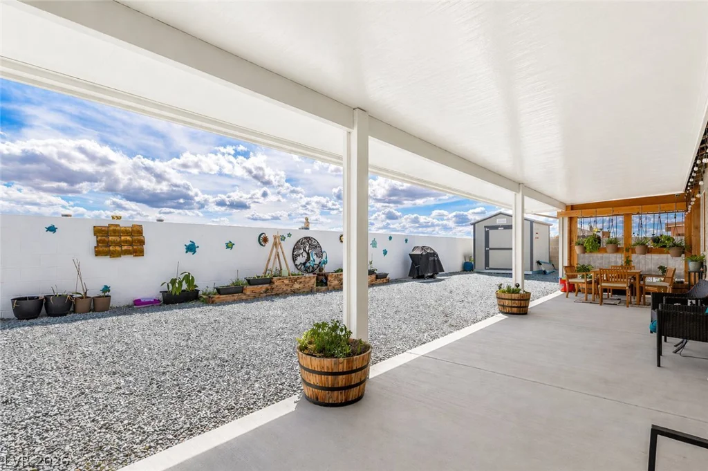 529 Lampshire, Pahrump, NV 89060