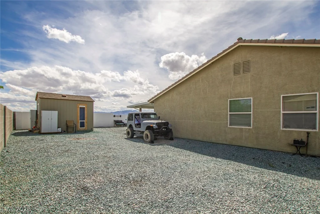 529 Lampshire, Pahrump, NV 89060