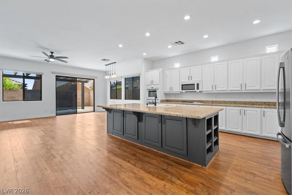 1007 Via Calderia, Henderson, NV 89011