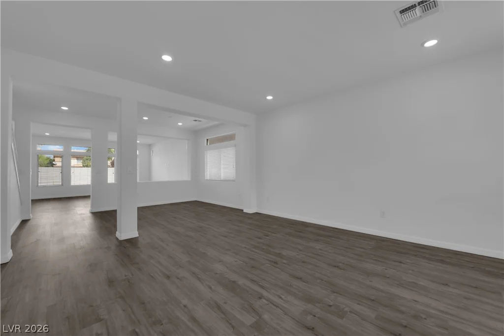 650 Steep Canyon, Las Vegas, NV 89183