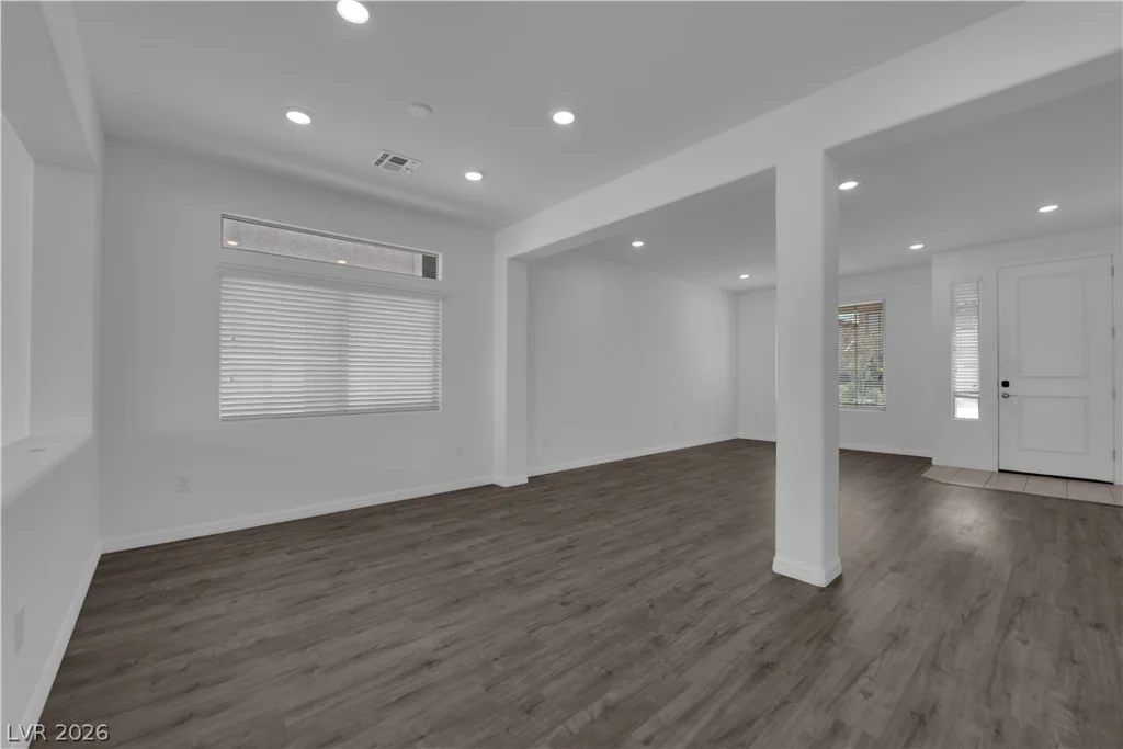 650 Steep Canyon, Las Vegas, NV 89183