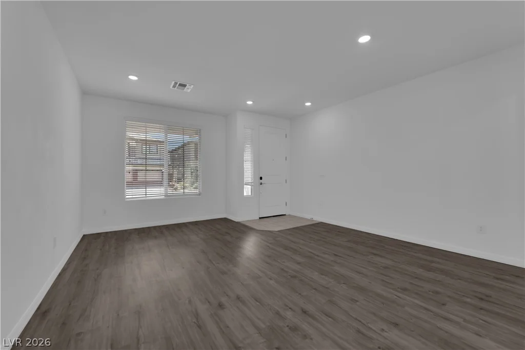 650 Steep Canyon, Las Vegas, NV 89183