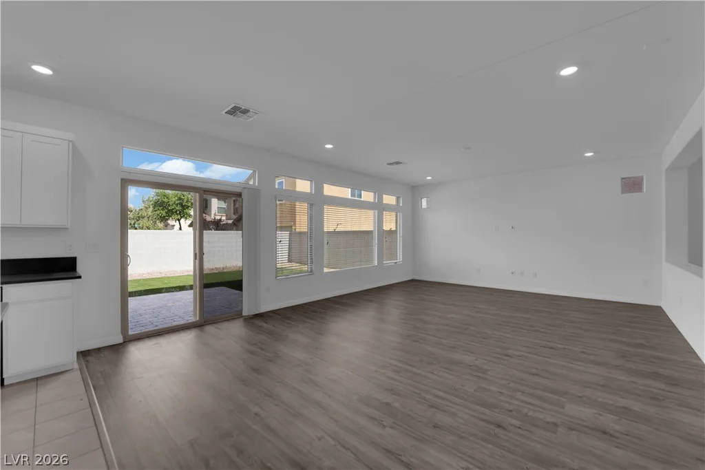 650 Steep Canyon, Las Vegas, NV 89183