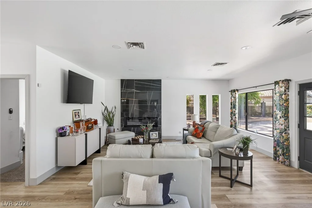 2243 Marlboro, Henderson, NV 89014