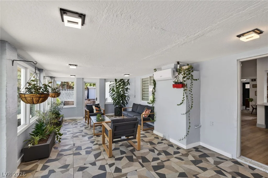 2243 Marlboro, Henderson, NV 89014
