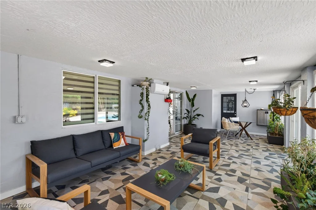 2243 Marlboro, Henderson, NV 89014