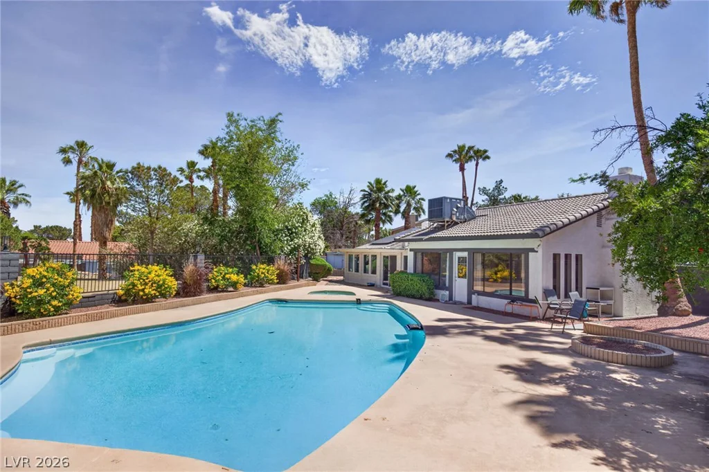 2243 Marlboro, Henderson, NV 89014