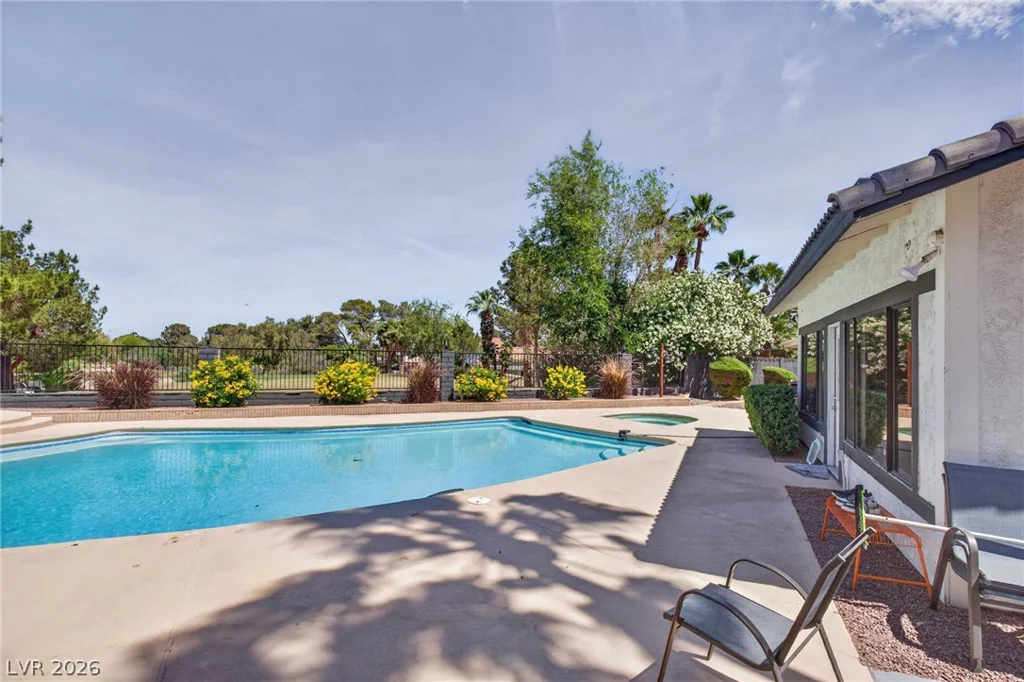 2243 Marlboro, Henderson, NV 89014