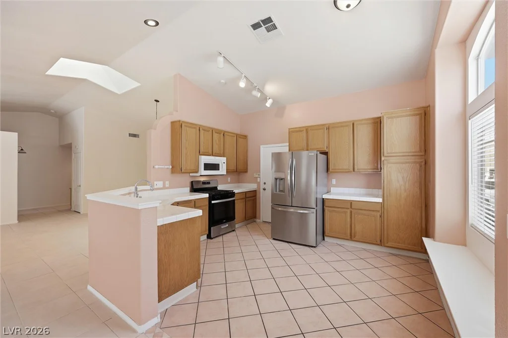 511 Castle Stone, Las Vegas, NV 89123