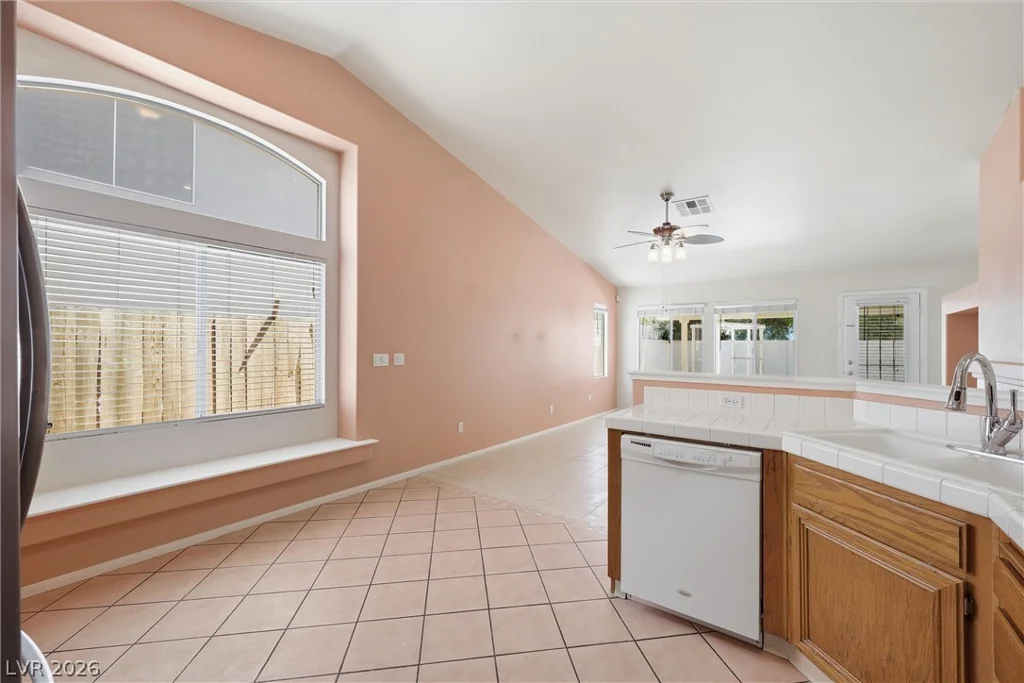 511 Castle Stone, Las Vegas, NV 89123