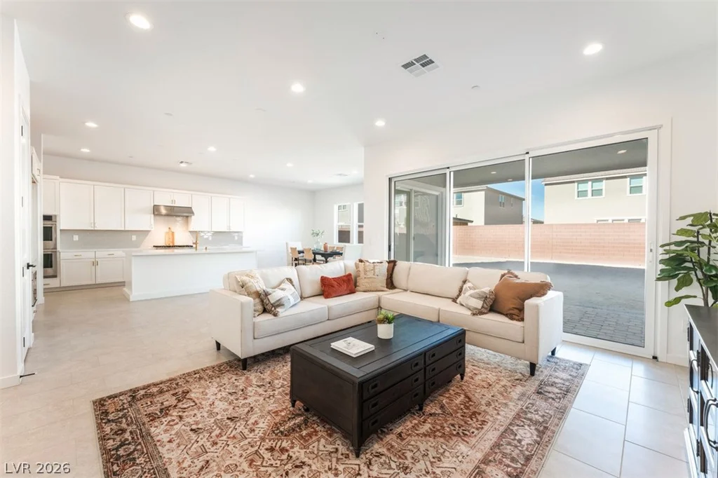 5912 Topaz Ledge, Las Vegas, NV 89131