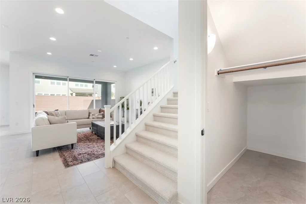5912 Topaz Ledge, Las Vegas, NV 89131