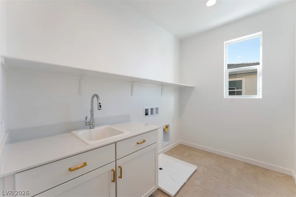 5912 Topaz Ledge, Las Vegas, NV 89131