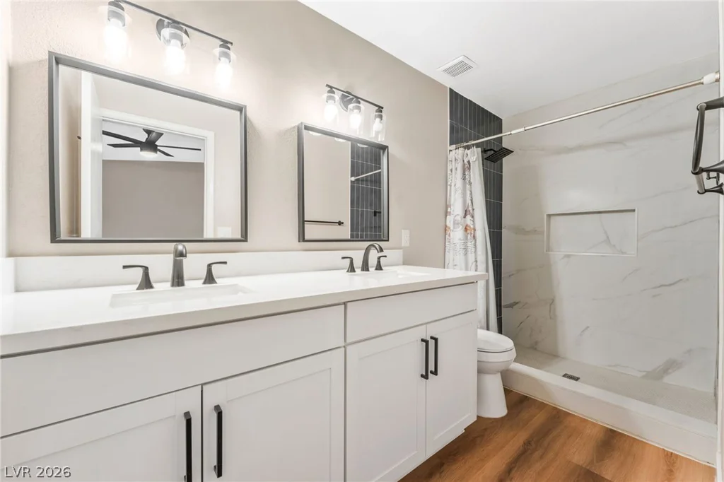 7432 Saybrook Point, Las Vegas, NV 89128