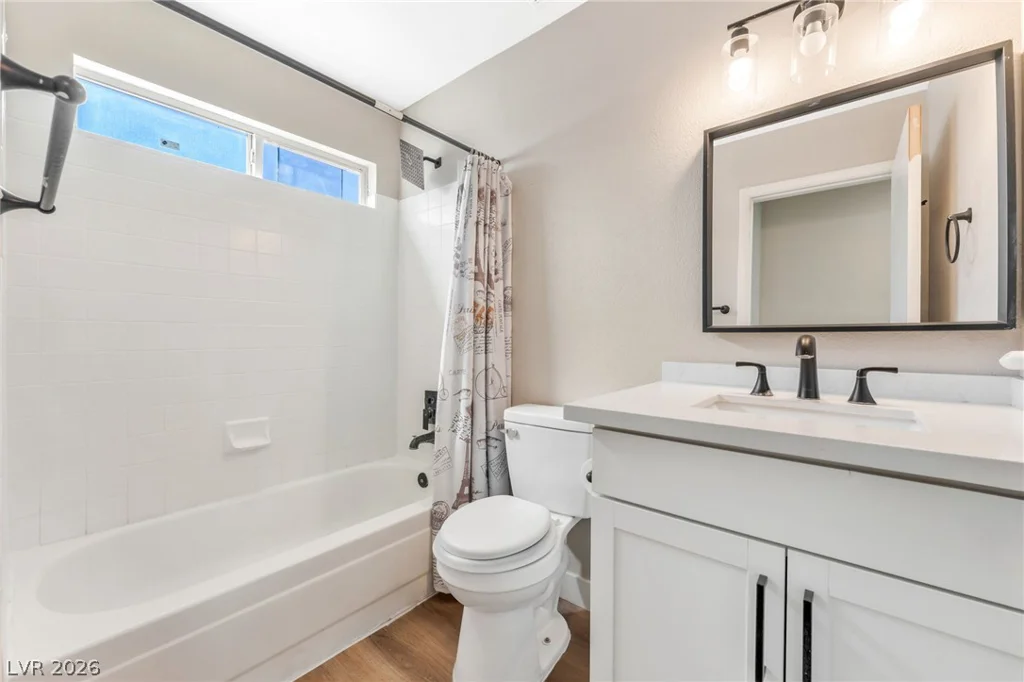 7432 Saybrook Point, Las Vegas, NV 89128