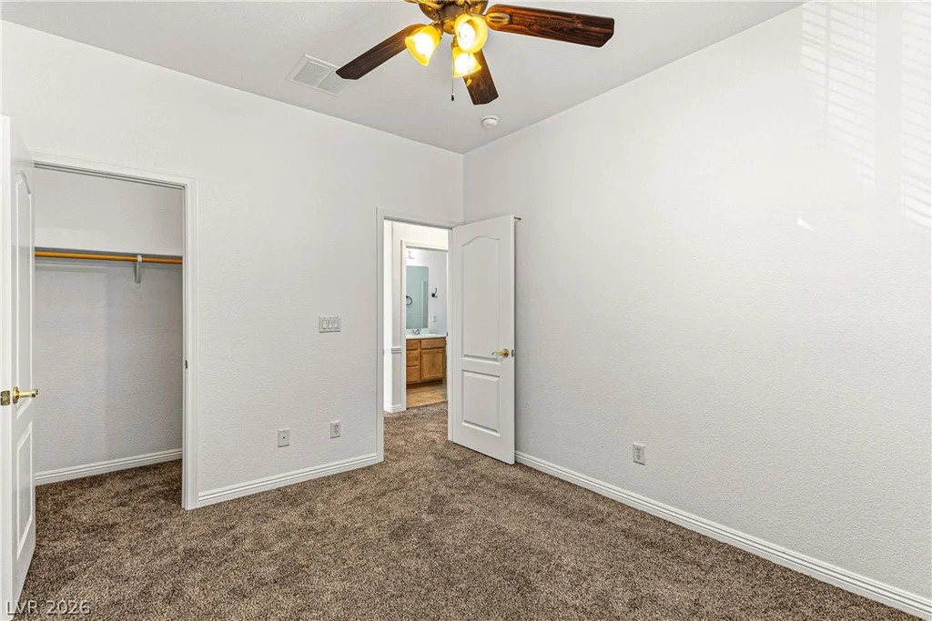 9144 Little Horse, Las Vegas, NV 89143