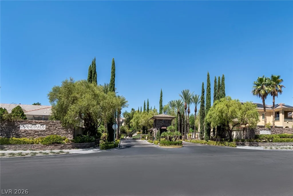 1204 Moselle, Las Vegas, NV 89144