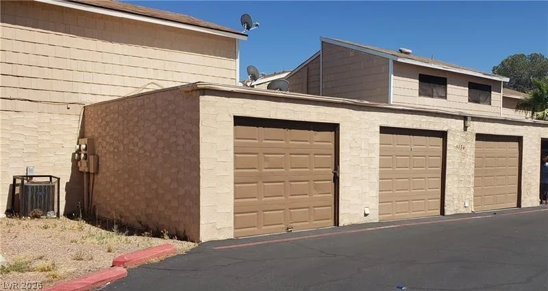 5156 Gray, Las Vegas, NV 89119