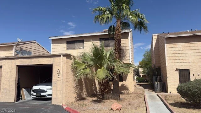 5156 Gray, Las Vegas, NV 89119