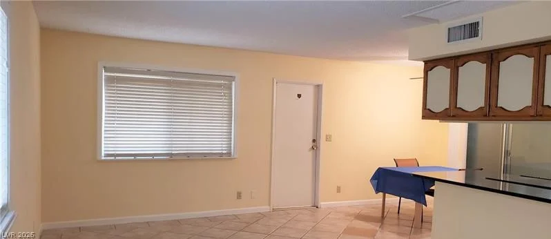 5156 Gray, Las Vegas, NV 89119