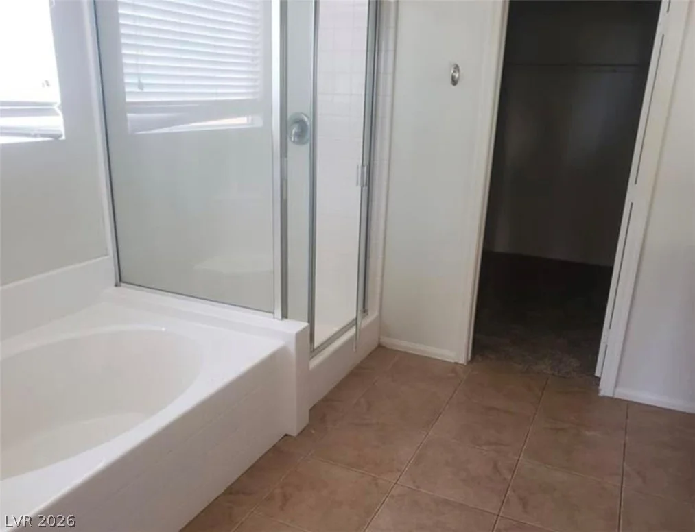 7112 Whitford, Las Vegas, NV 89166