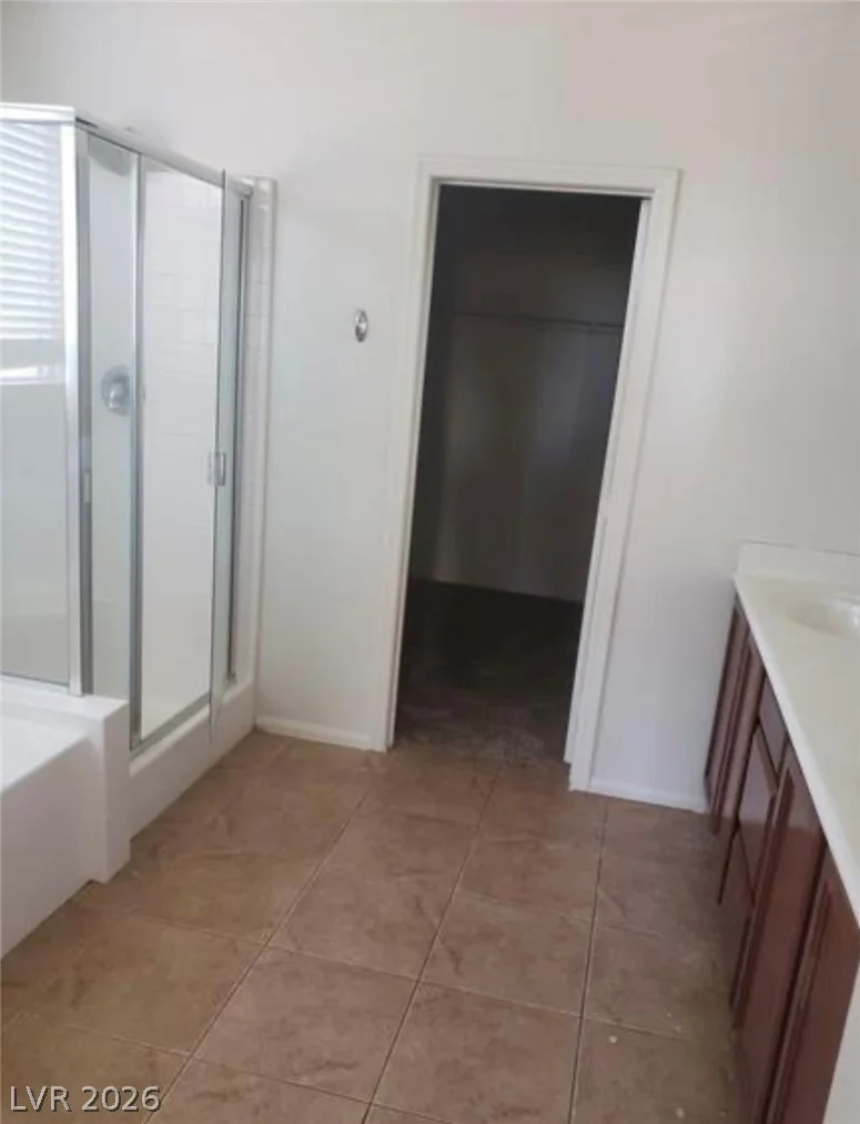 7112 Whitford, Las Vegas, NV 89166
