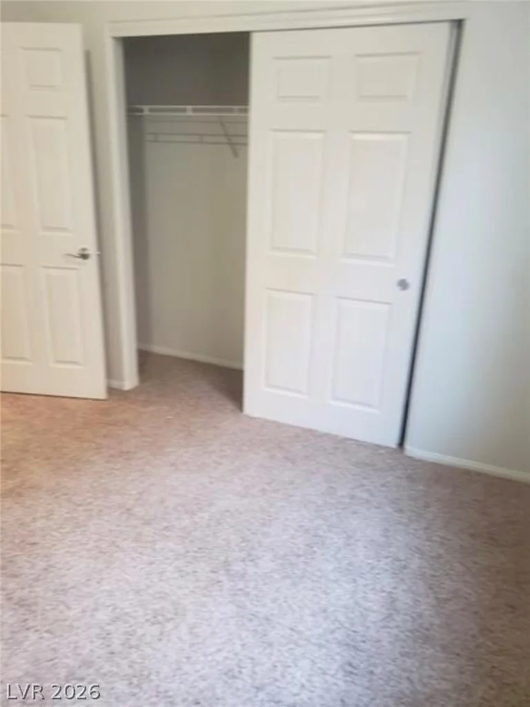 7112 Whitford, Las Vegas, NV 89166