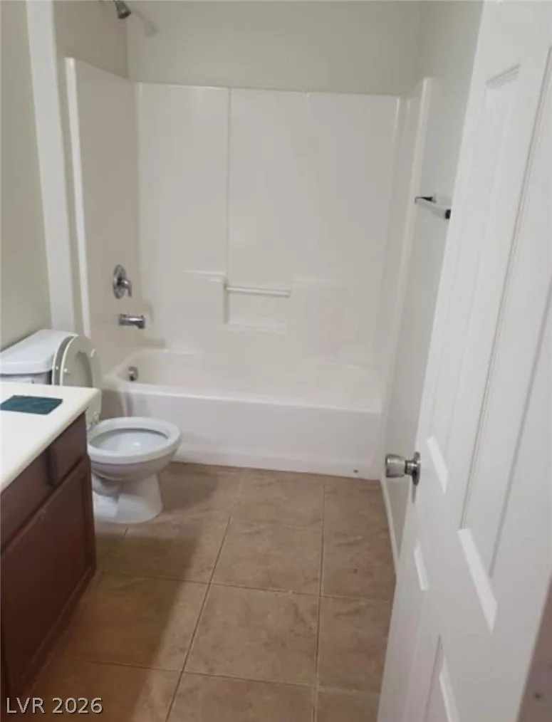 7112 Whitford, Las Vegas, NV 89166