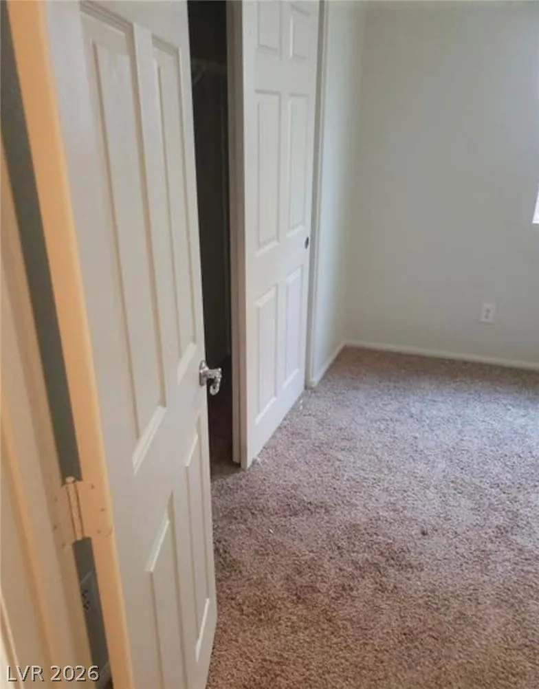 7112 Whitford, Las Vegas, NV 89166