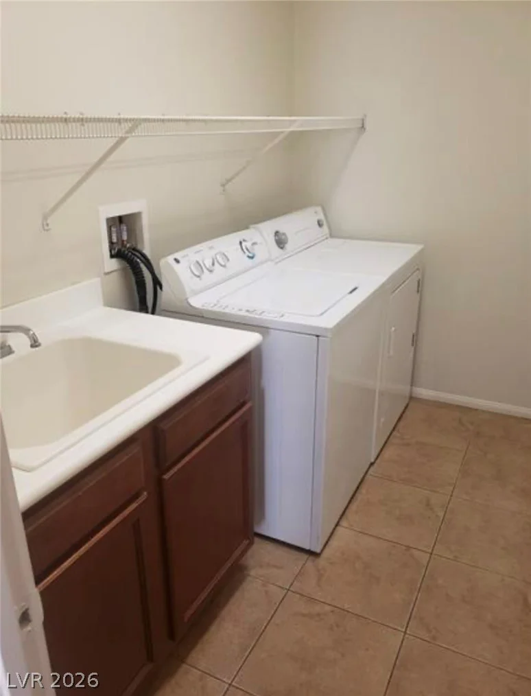 7112 Whitford, Las Vegas, NV 89166