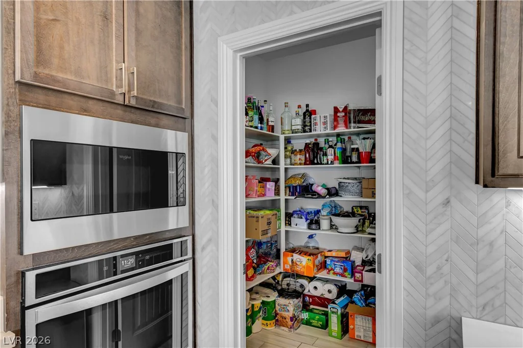 2450 Final Stanza, Henderson, NV 89044