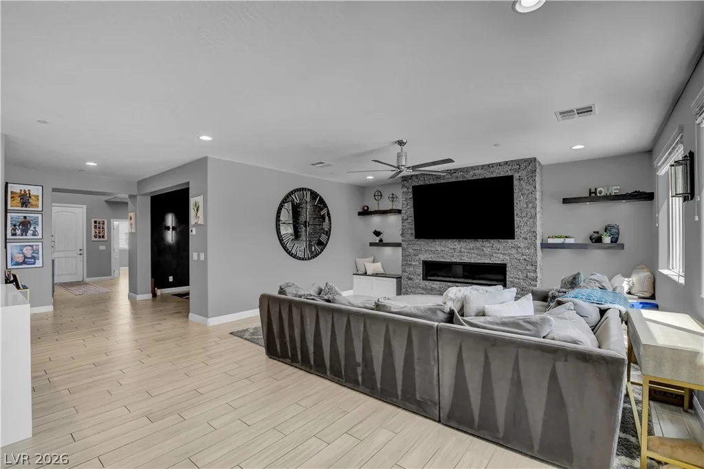 2450 Final Stanza, Henderson, NV 89044