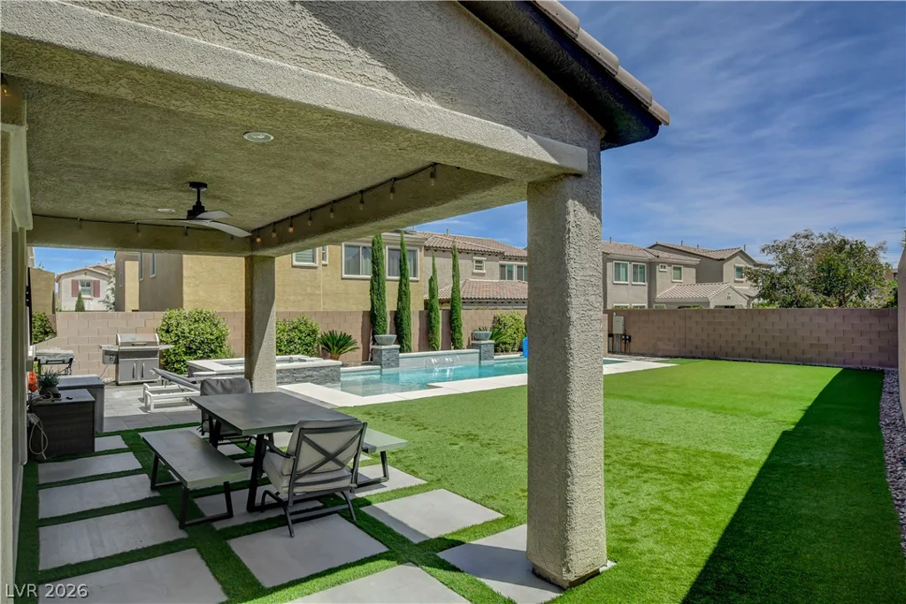 2450 Final Stanza, Henderson, NV 89044
