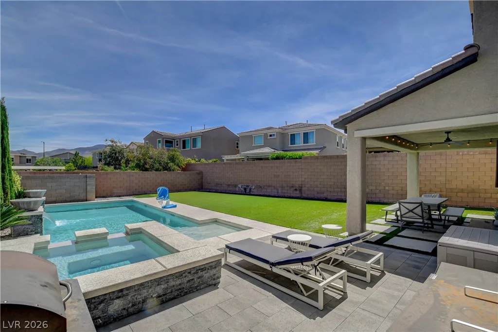 2450 Final Stanza, Henderson, NV 89044