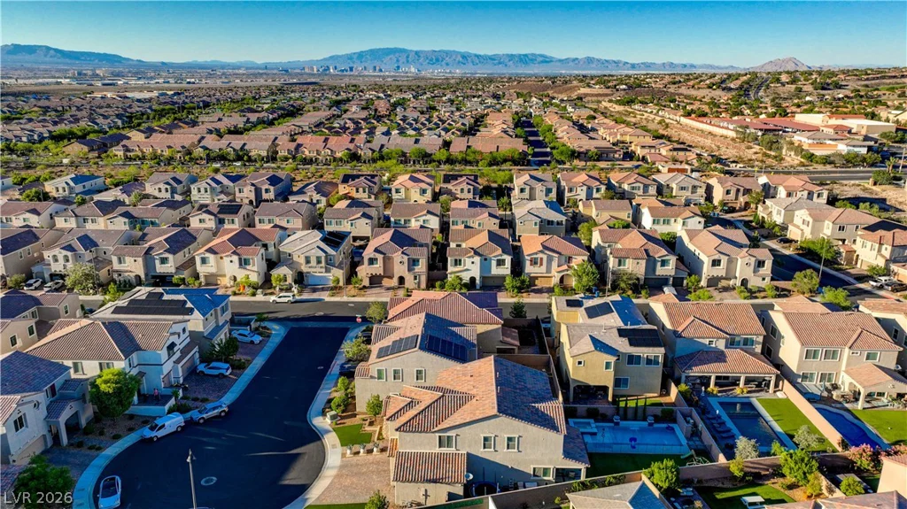 2450 Final Stanza, Henderson, NV 89044