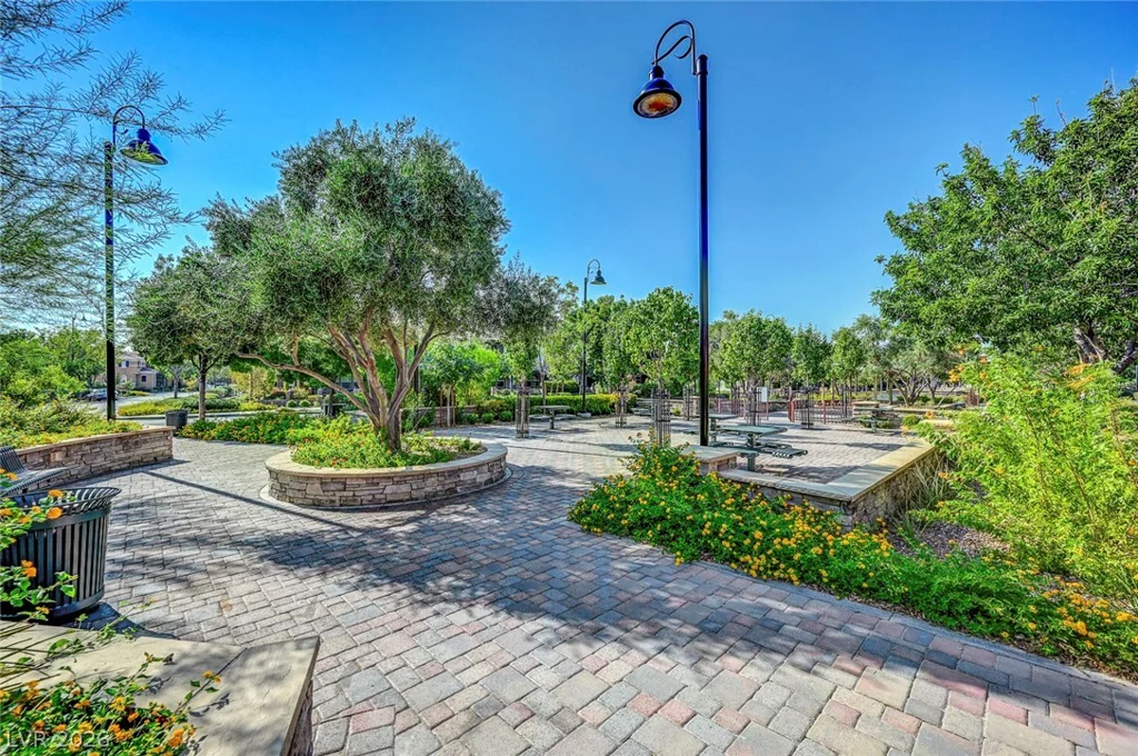 2450 Final Stanza, Henderson, NV 89044
