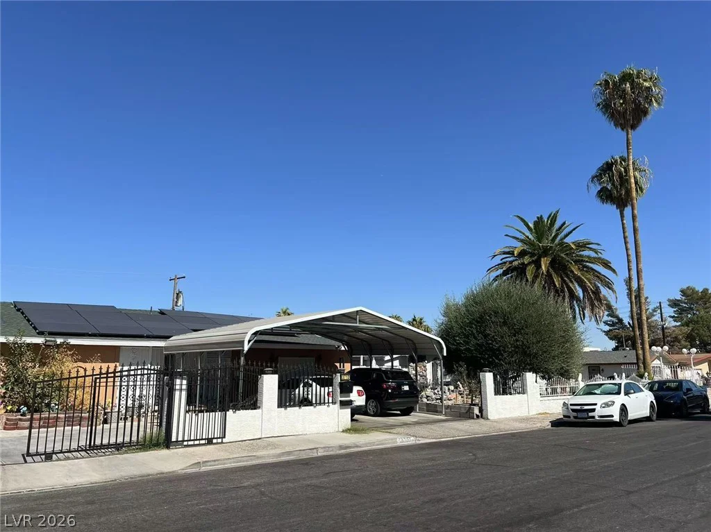 3712 San Joaquin, Las Vegas, NV 89102