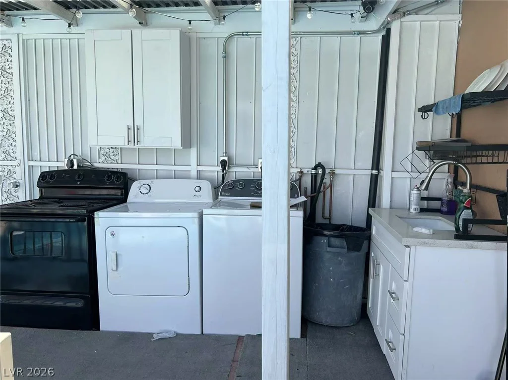 3712 San Joaquin, Las Vegas, NV 89102