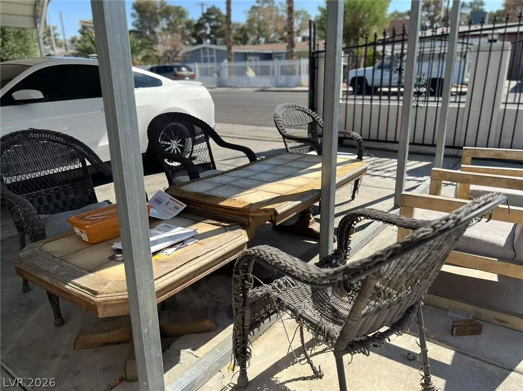 3712 San Joaquin, Las Vegas, NV 89102