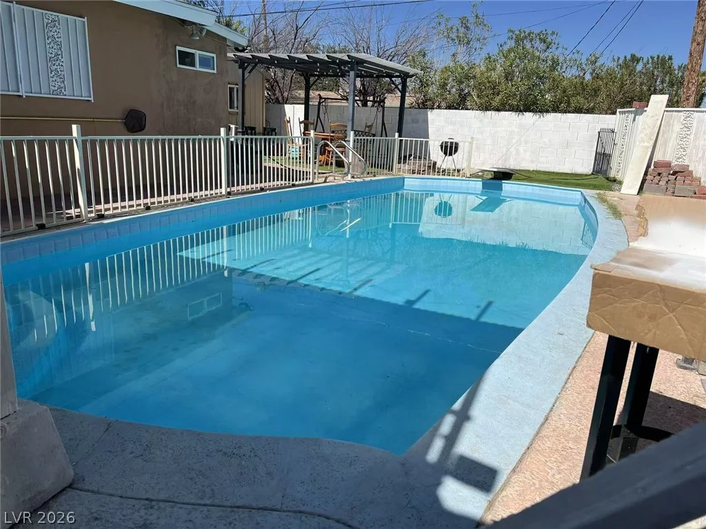 3712 San Joaquin, Las Vegas, NV 89102