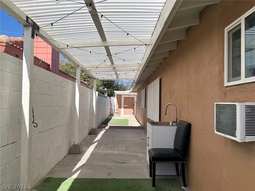 3712 San Joaquin, Las Vegas, NV 89102