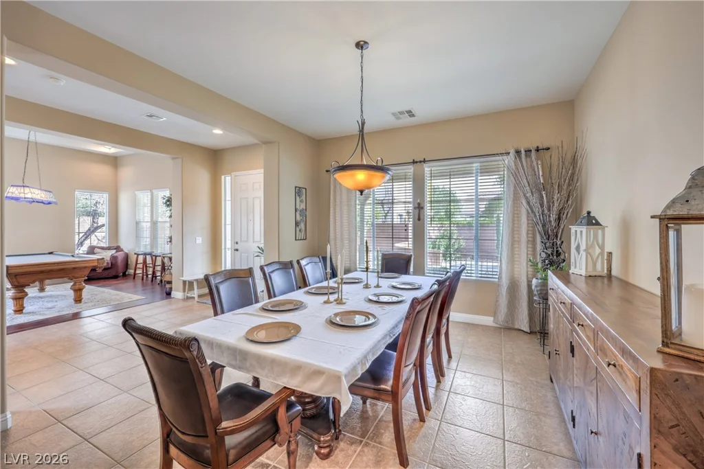 7982 Lookout Rock, Las Vegas, NV 89129