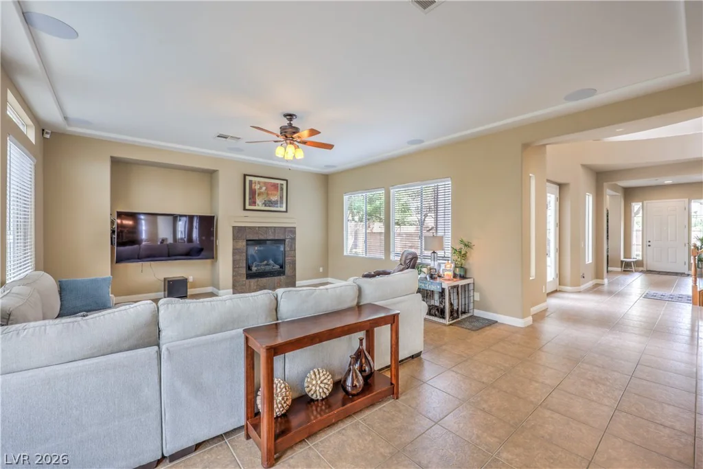 7982 Lookout Rock, Las Vegas, NV 89129