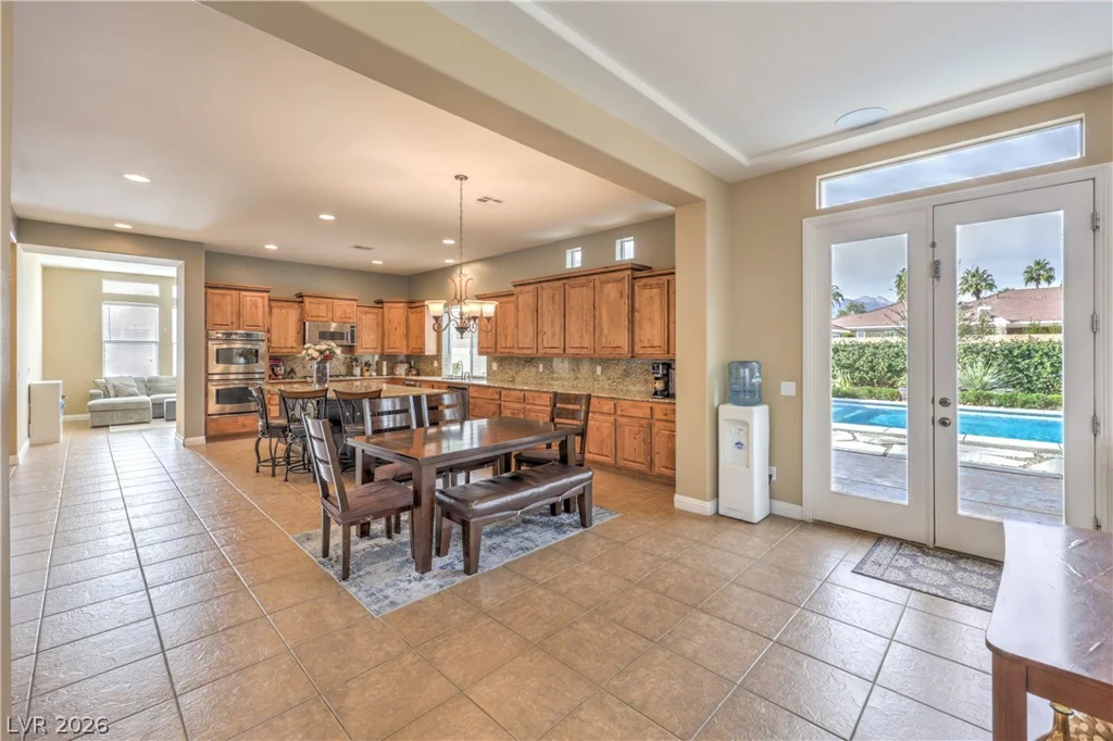 7982 Lookout Rock, Las Vegas, NV 89129