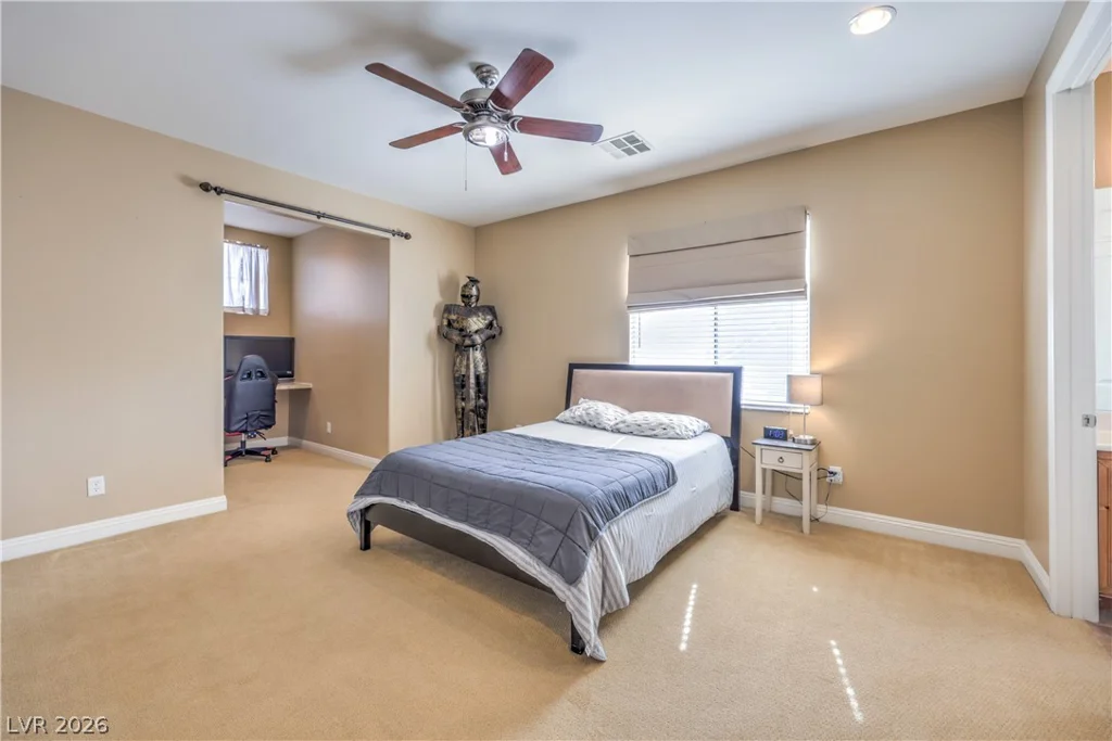 7982 Lookout Rock, Las Vegas, NV 89129