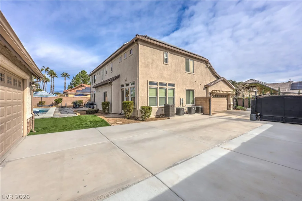7982 Lookout Rock, Las Vegas, NV 89129
