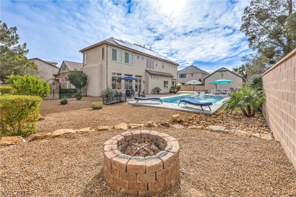 7982 Lookout Rock, Las Vegas, NV 89129