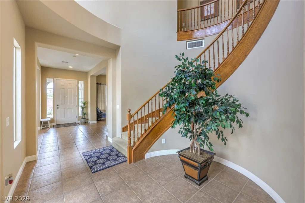 7982 Lookout Rock, Las Vegas, NV 89129